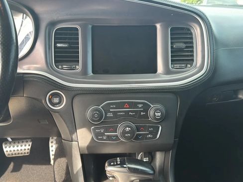 Used 2019 Dodge Charger Scat Pack w/ Dynamics Package RWD image 92