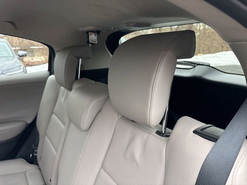 Used 2022 Honda HR-V EX-L image 24