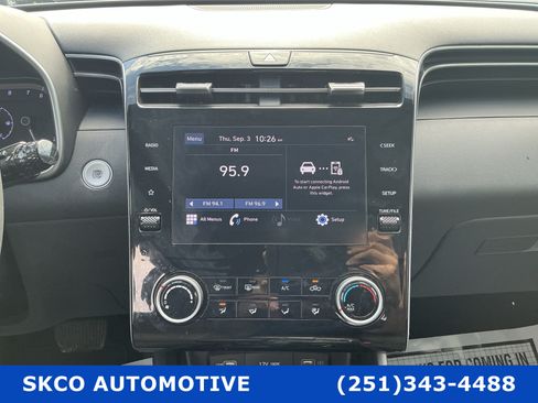 Used 2022 Hyundai Santa Cruz SEL w/ Cargo Package FWD image 16