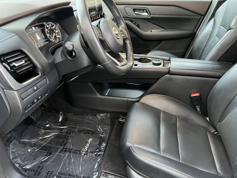 Used 2023 Nissan Rogue SL w/ SL Premium Package image 15