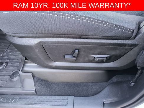 New 2026 RAM 2500 Big Horn AWD/4WD image 12