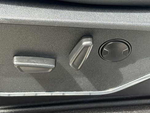 Used 2024 Ford F250 Lariat w/ Sport Appearance Package AWD/4WD image 22