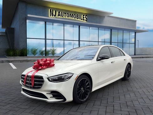 Used 2023 Mercedes-Benz S 580 4MATIC Sedan image 3