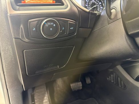 Used 2018 Ford Edge SEL w/ Equipment Group 201A AWD/4WD image 13