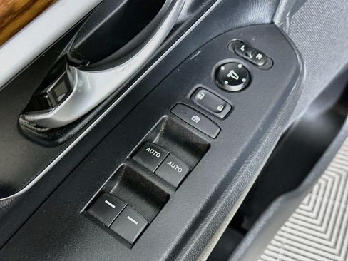 Used 2019 Honda CR-V EX-L image 17