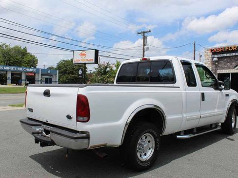 Used 2001 Ford F250 Lariat RWD image 5