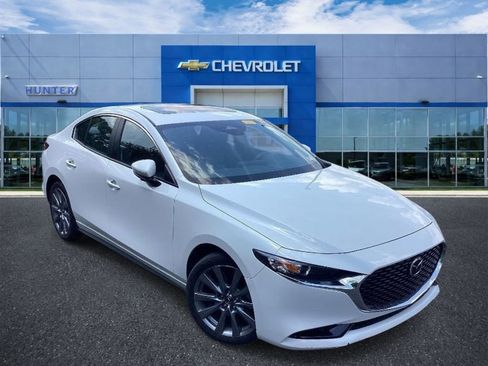 Used 2025 MAZDA MAZDA3 s FWD image 1