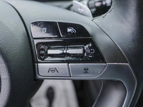 Certified 2024 Hyundai Santa Cruz Limited image 16