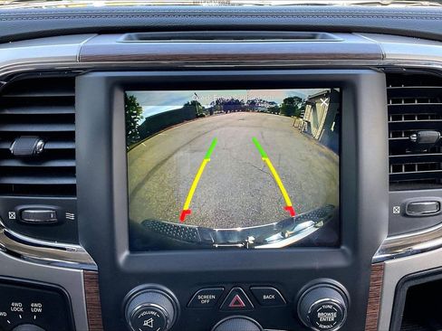 Used 2018 RAM 2500 Laramie w/ Snow Chief Group image 15