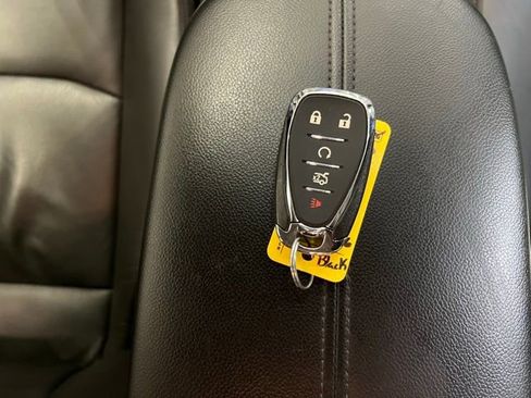 Used 2024 Chevrolet Malibu LT image 30