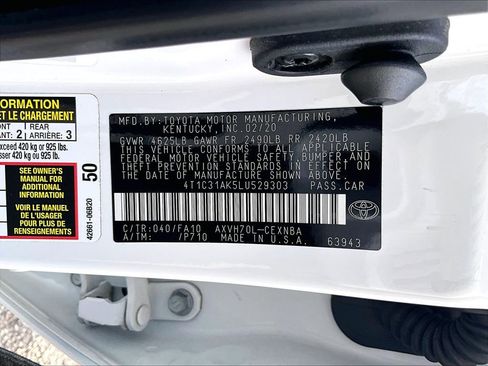 Used 2020 Toyota Camry LE image 18