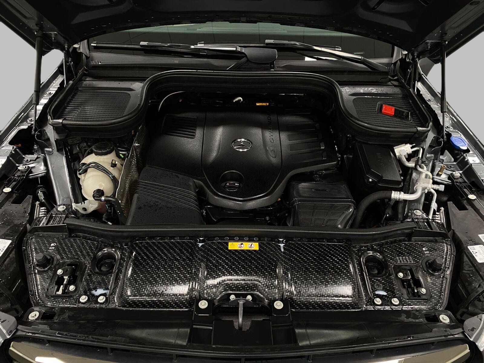 Certified 2024 Mercedes-Benz GLS 450 4MATIC image 11