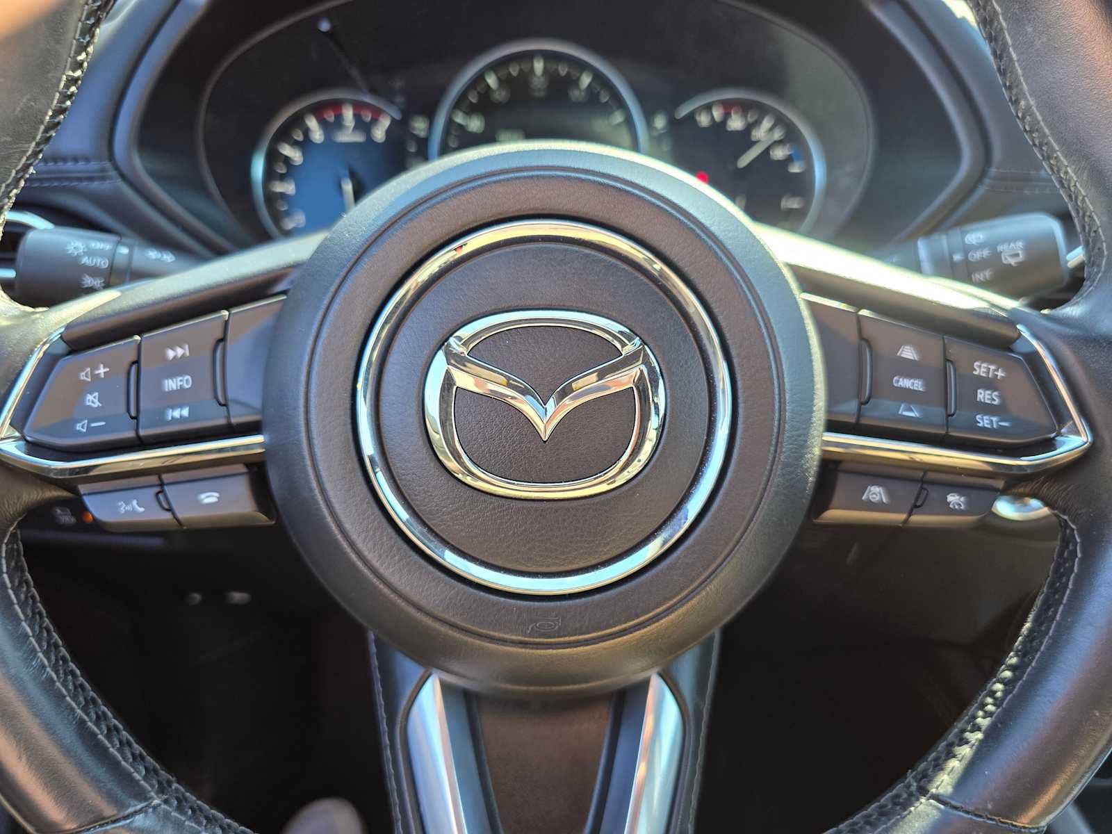 Used 2022 MAZDA CX-5 Signature AWD/4WD image 24