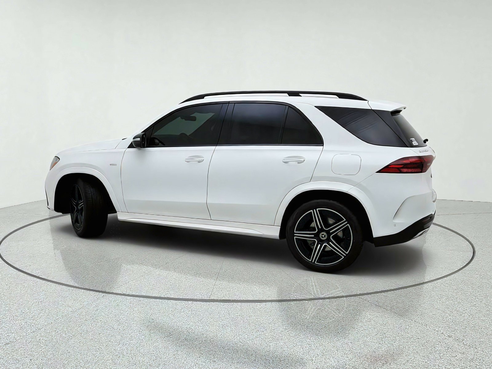 Certified 2025 Mercedes-Benz GLE 450e 4MATIC image 13