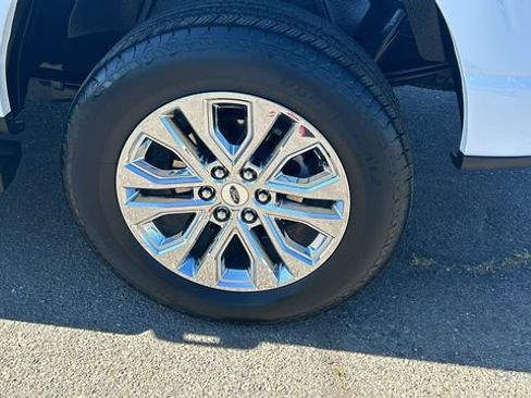 Certified 2024 Ford F150 Lariat w/ Bed Utility Package image 6