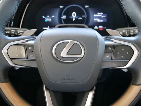 Certified 2025 Lexus RX 350 w/ Convenience Package image 30