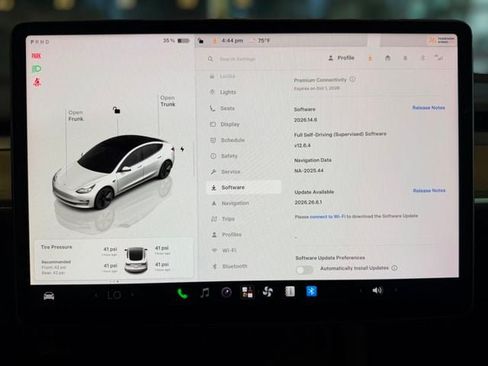 Used 2022 Tesla Model 3 Long Range AWD/4WD image 33