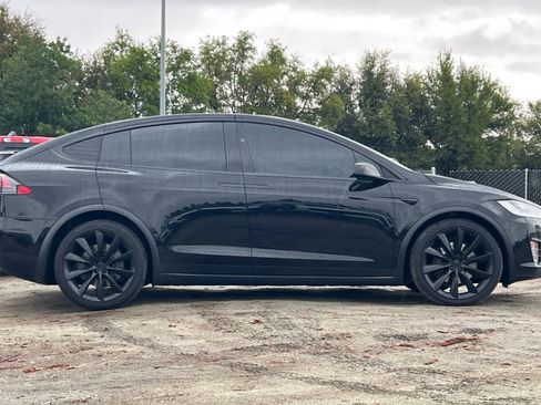 Used 2019 Tesla Model X Long Range image 9