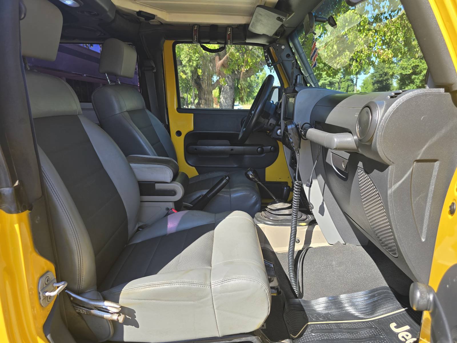 Used 2009 Jeep Wrangler X AWD/4WD image 14