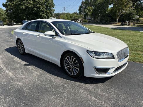 Used 2018 Lincoln MKZ Select w/ Select Plus Package FWD image 23
