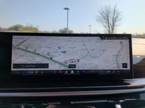 Certified 2024 BMW X5 xDrive40i w/ Premium Package image 17