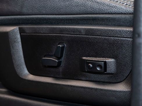 Used 2023 RAM 2500 Limited image 24