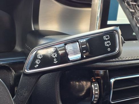 Used 2023 Lincoln Nautilus Reserve FWD image 17