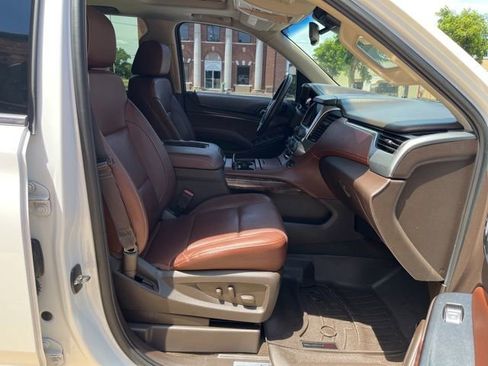 Used 2017 Chevrolet Tahoe Premier RWD image 25