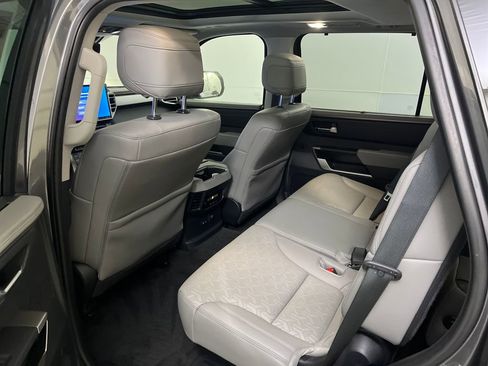 Used 2023 Toyota Sequoia Limited image 25
