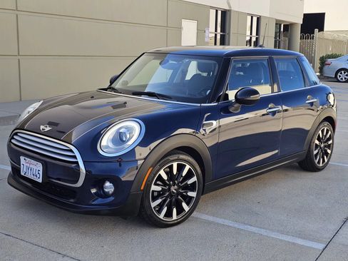 Used 2015 MINI Cooper 4-Door Hardtop FWD image 1