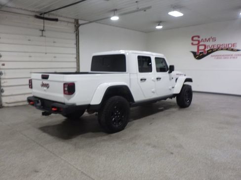 Used 2023 Jeep Gladiator Mojave w/ LED Lighting Group AWD/4WD image 4