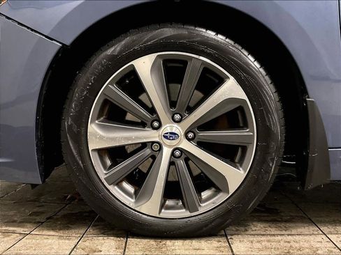 Used 2016 Subaru Legacy 3.6R Limited image 7