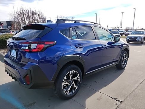 Used 2026 Subaru Crosstrek 2.0i Premium image 7