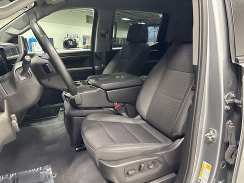 Used 2023 Chevrolet Silverado 1500 LT image 9