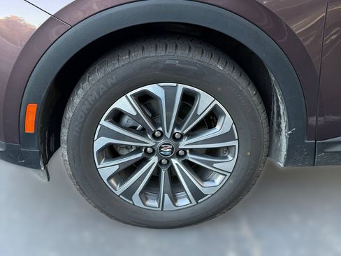Used 2024 Buick Envision Preferred AWD/4WD image 8