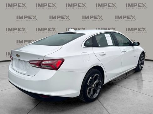 Used 2022 Chevrolet Malibu LT FWD image 3