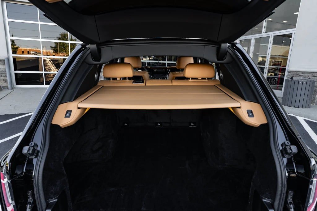 Used 2026 Rolls-Royce Cullinan w/ Cullinan Package AWD/4WD image 73