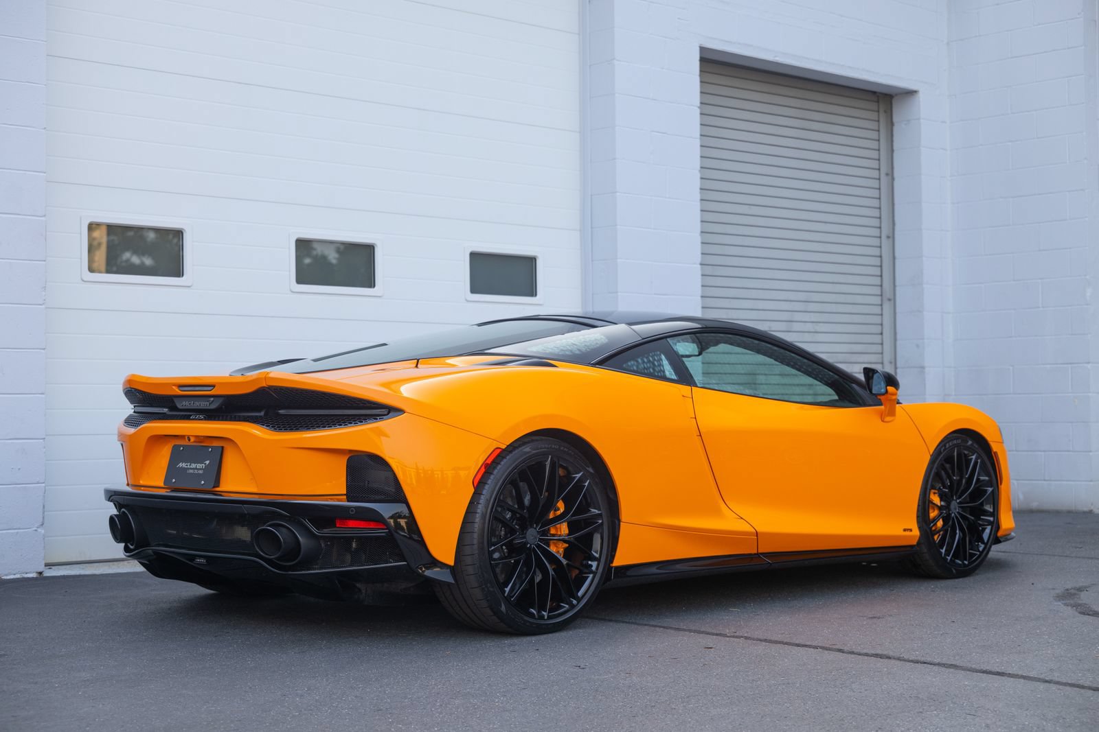 Used 2025 McLaren GTS RWD image 4