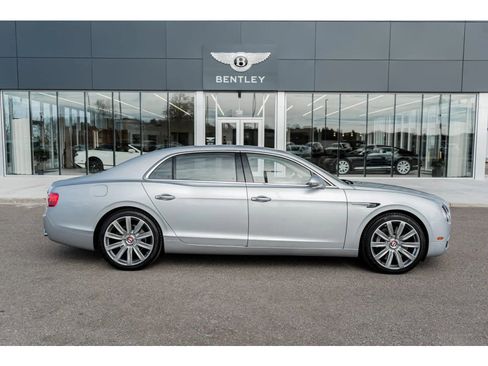 Used 2018 Bentley Flying Spur V8 image 14
