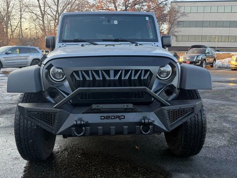 Used 2018 Jeep Wrangler Unlimited Sport S image 15