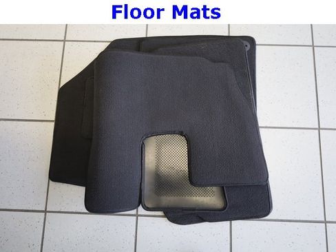 Used 2022 Kia Telluride SX w/ SX Prestige Package image 46