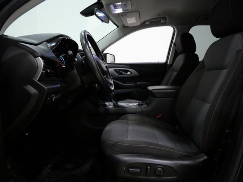 Used 2018 Chevrolet Traverse LT image 12