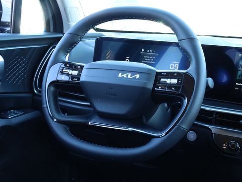 New 2026 Kia Sorento LX image 13