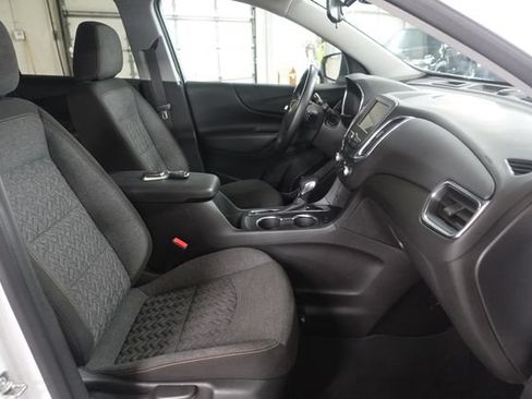 Used 2023 Chevrolet Equinox LT FWD image 26