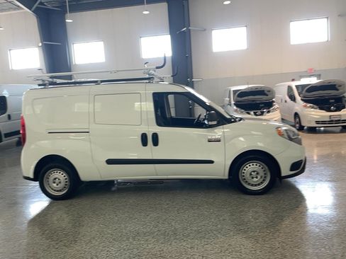 Used 2022 RAM ProMaster City Tradesman FWD image 4