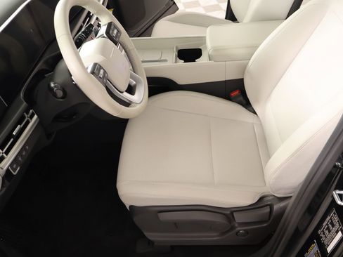 Certified 2026 Hyundai Santa Fe SE FWD image 10
