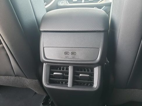 New 2027 Chevrolet Equinox LT w/ Convenience Package II AWD/4WD image 18