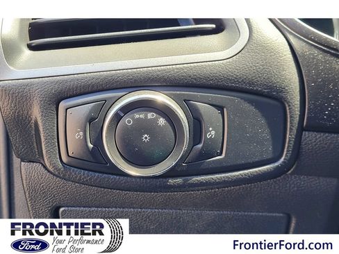 Used 2017 Ford Edge SE AWD/4WD image 14