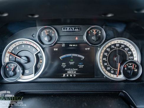 Used 2013 RAM 2500 Laramie w/ Convenience Group image 17