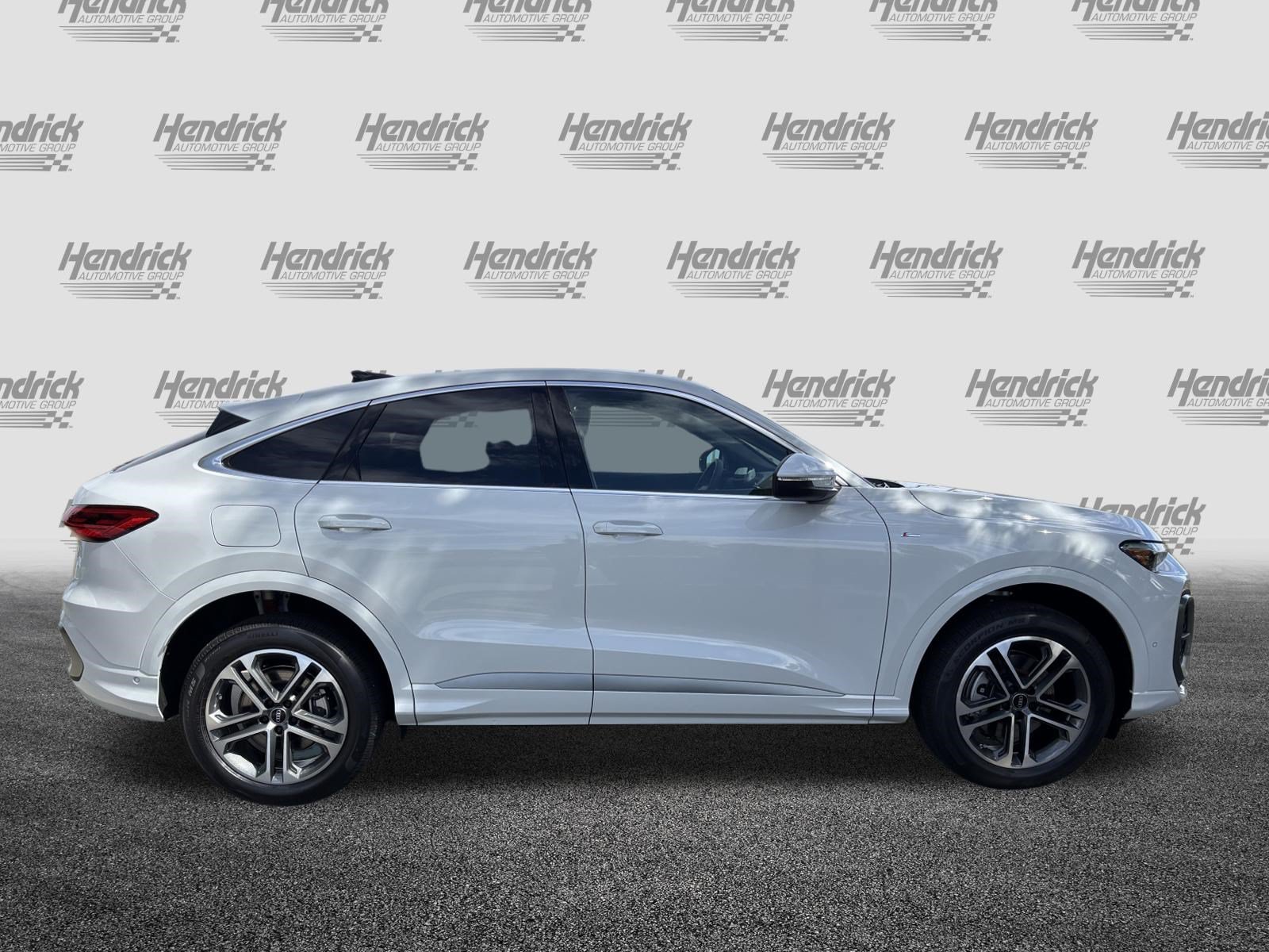 New 2026 Audi Q5 Premium Plus AWD/4WD image 11